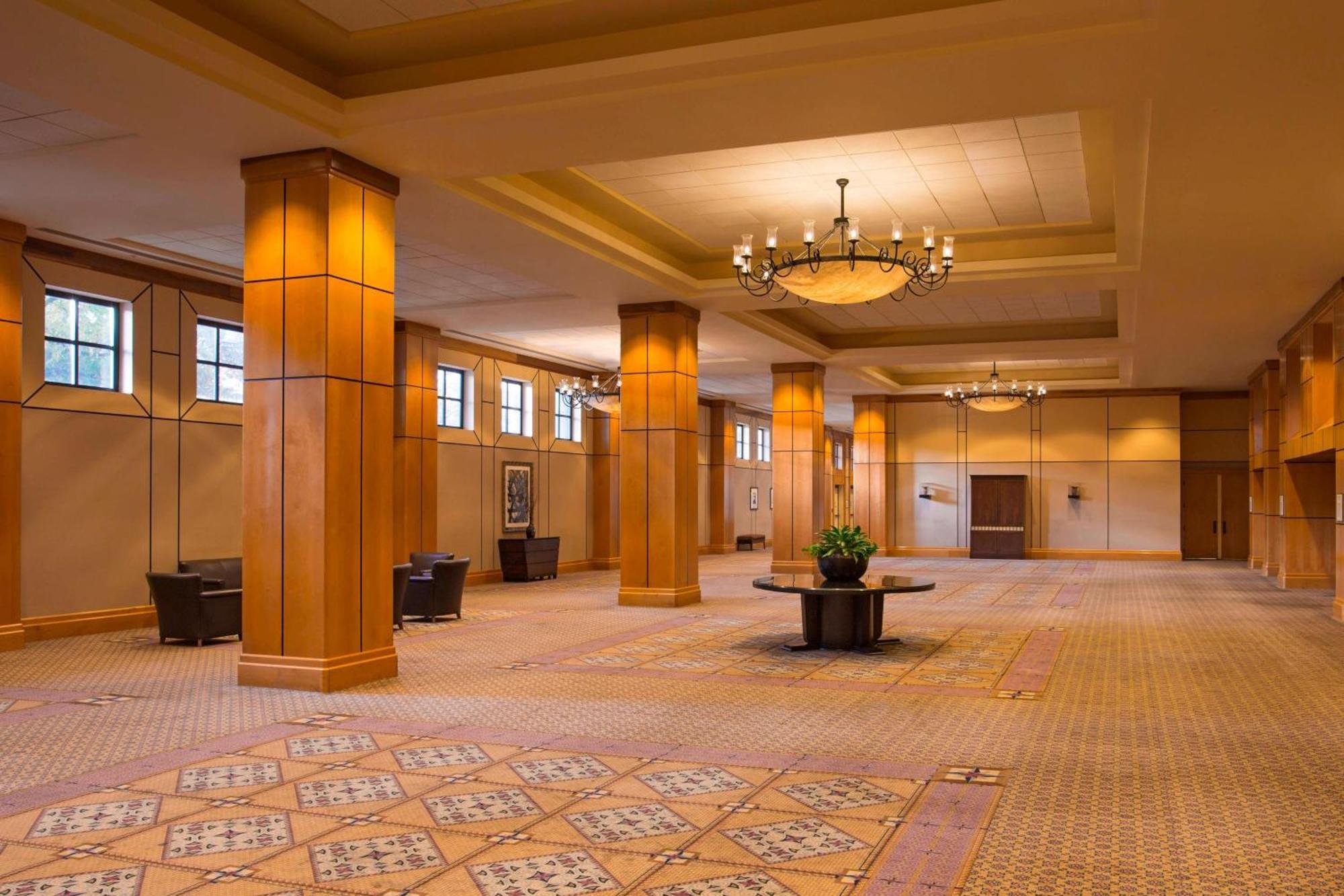 Sheraton Birmingham Exterior foto